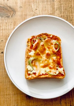 厚切り食パンで大満足ピザトースト-レシピのメイン写真