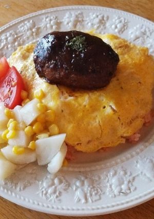 昼ごはん！レトルトハンバーグ オムライス-レシピのメイン写真