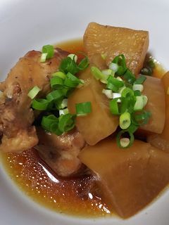 大根と鶏肉(手羽元)の煮込み-レシピのメイン写真