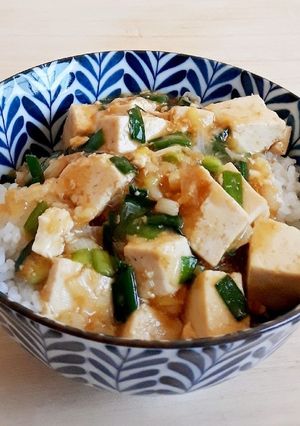 簡単ランチ♪中華風豆腐丼-レシピのメイン写真