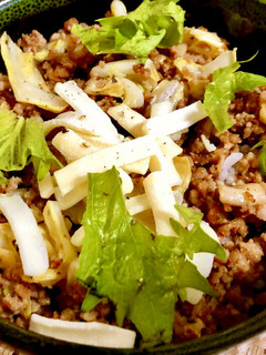 ピリ辛ひき肉丼-レシピのメイン写真