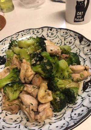 鶏肉とブロッコリーのオイスター炒め-レシピのメイン写真