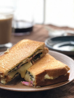 和風?かまぼこチーズホットサンド-レシピのメイン写真