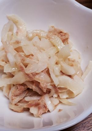 新玉ねぎとツナのマヨ醤油サラダ-レシピのメイン写真