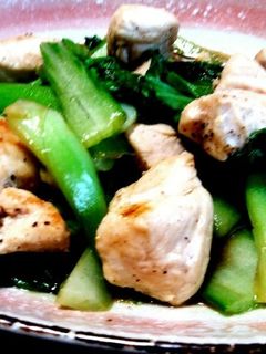 鶏肉とチンゲン菜のオイスターソース炒め♪-レシピのメイン写真