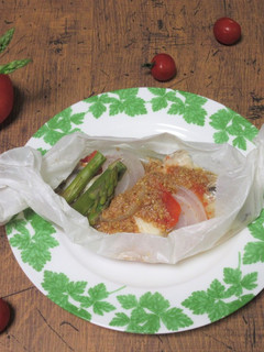 白身魚の包み蒸し トマトドレッシングがけ-レシピのメイン写真