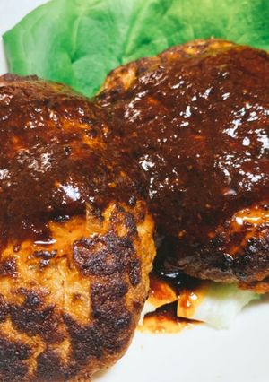 お店の味☆肉汁たっぷりハンバーグ-レシピのメイン写真