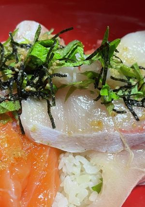 ごまだれで食べる海鮮丼-レシピのメイン写真