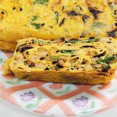 รูปของ プチプチ食感で美味しいもち麦入り卵焼き