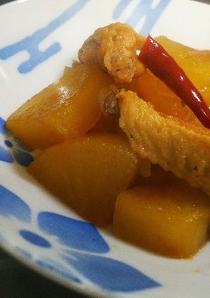 大根と鶏手羽中のピリ辛煮-レシピのメイン写真