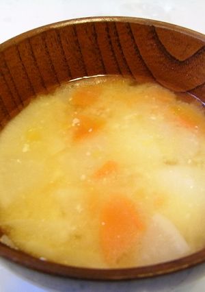 さっぱり美味　トマトとかぶの味噌汁-レシピのメイン写真