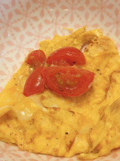 ミニトマトのチーズオムレツ-レシピのメイン写真