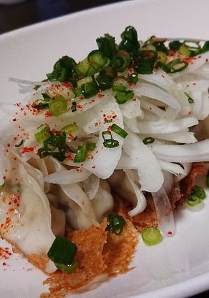 餃子☆新玉ねぎのっけ(^-^ゞ-レシピのメイン写真