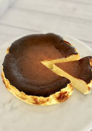 本場の味♪簡単バスク風チーズケーキ-レシピのメイン写真