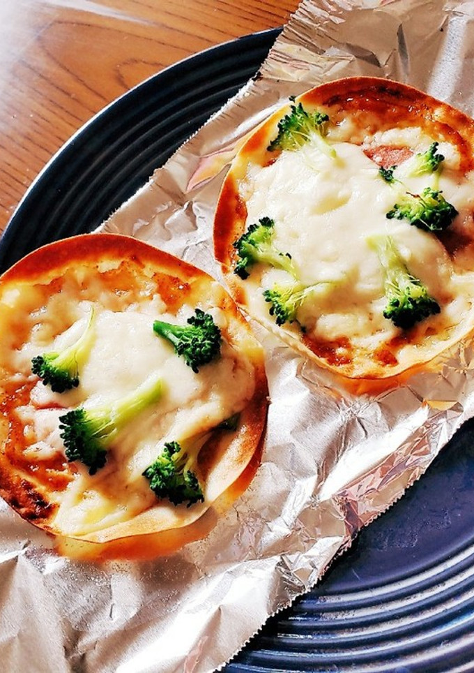 餃子の皮で明太マヨピザ-レシピのメイン写真