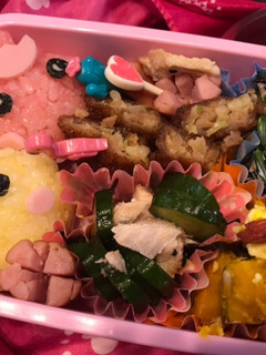 38キャラ弁 初でこふり ほっぺちゃん-レシピのメイン写真