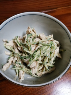 簡単すぎ!茹で鶏のお醤油マヨサラダ♡-レシピのメイン写真