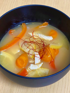 風邪に◎ビタミン摂取!エスニック鶏スープ-レシピのメイン写真