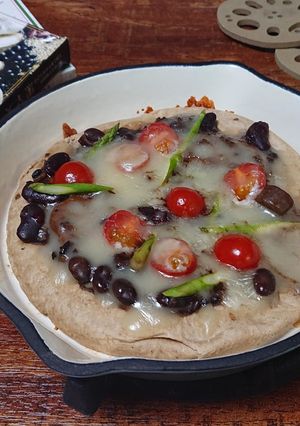 レトルトカレーでピザ-レシピのメイン写真