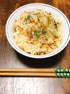 ごぼうベーコンの炊き込みピラフ-レシピのメイン写真