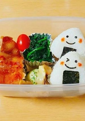 キャラ弁 おにぎり(･ω･)☆-レシピのメイン写真