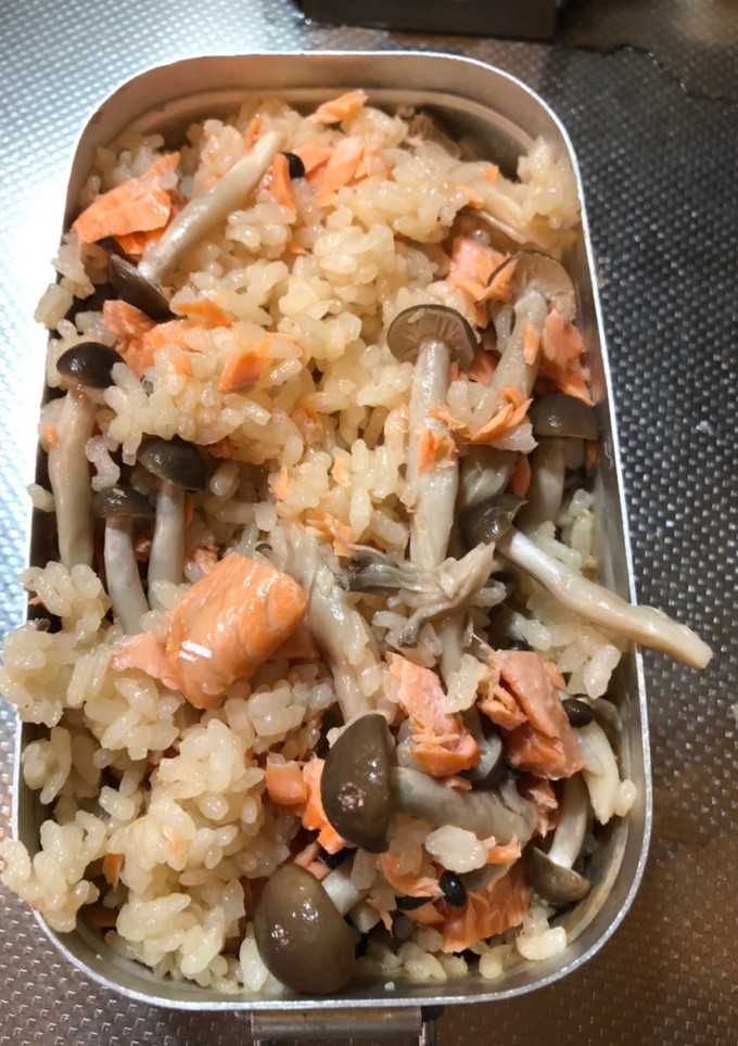 メスティン　鮭ときのこの炊き込みご飯-レシピのメイン写真
