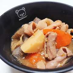 รูปของ もつ煮込み