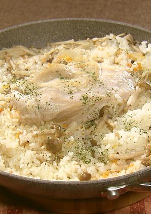 ４人でワンコイン♪鶏きのこピラフ-レシピのメイン写真