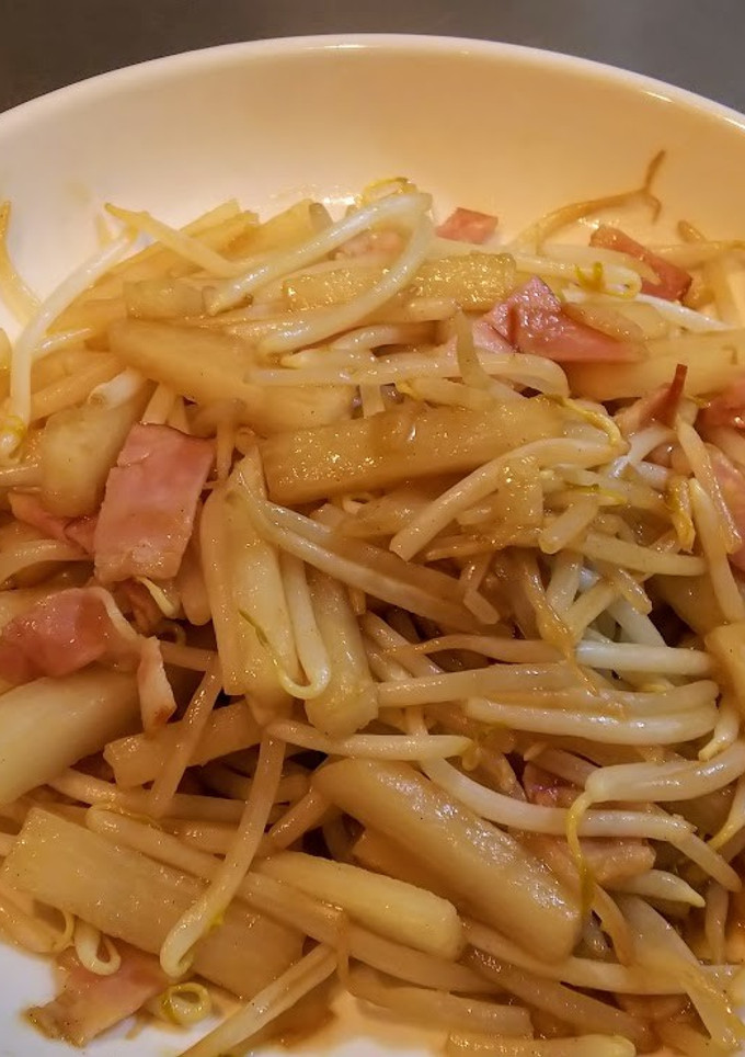 長いもとモヤシのバターしょう油炒め-レシピのメイン写真