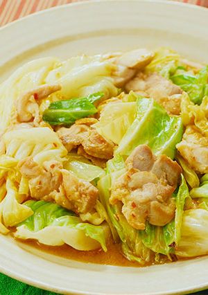 キャベツと鶏肉の豆板醤みそ炒め-レシピのメイン写真