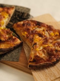 サラダチキンでヘルシーピザ-レシピのメイン写真