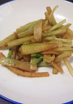 ブロッコリーの茎だけバター醤油-レシピのメイン写真