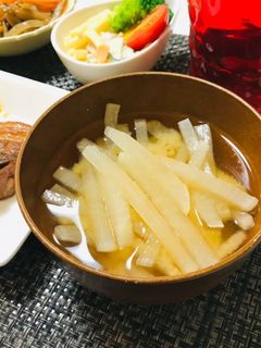大根たっぷり・大根のお味噌汁-レシピのメイン写真