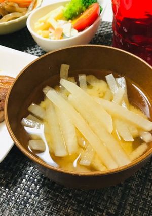 大根たっぷり・大根のお味噌汁-レシピのメイン写真