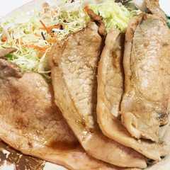 รูปของ 簡単！材料4つでおいしいしょうが焼き