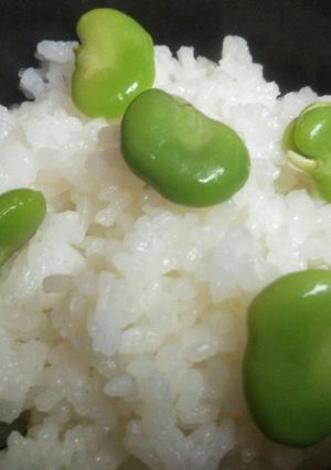 簡単そら豆ご飯～ほんのり塩味が美味しい～-レシピのメイン写真