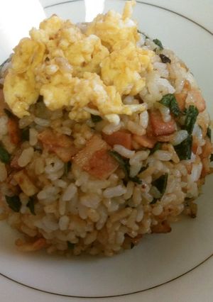 菊芋の葉とベーコンの美味しいチャーハン♪-レシピのメイン写真