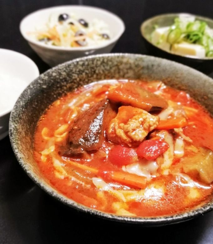 ゴリラのトマト煮込み うま味を凝縮！柔らかコク旨！チキンカチャトーラ（鶏のトマト煮）の