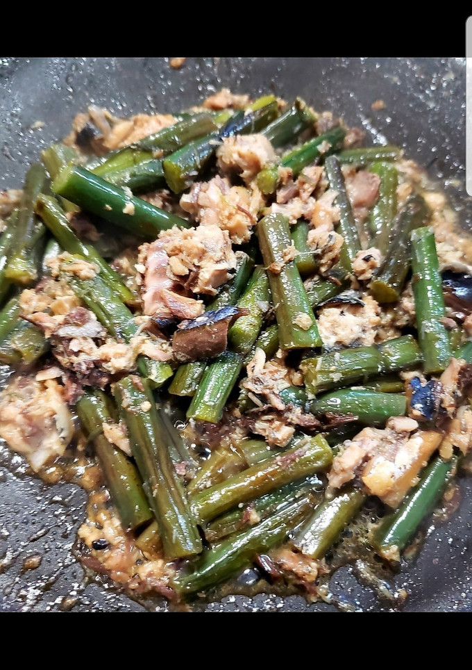 わらびの鯖缶（水煮）炒め-レシピのメイン写真