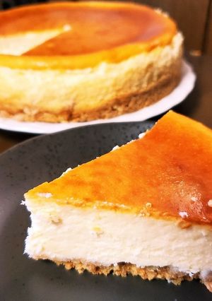 濃厚・なめらかなベイクドチーズケーキ-レシピのメイン写真