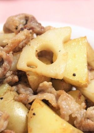 豚肉とじゃがいも、れんこんのにんにく炒め-レシピのメイン写真