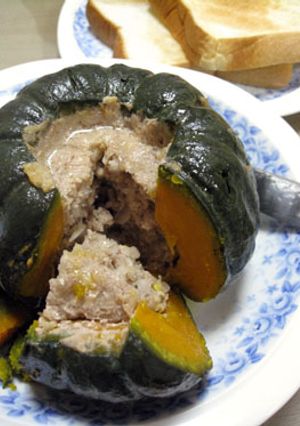 丸ごと南瓜！肉詰め蒸し♪-レシピのメイン写真