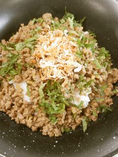 作り置き、そぼろ丼♪めっけ-レシピのメイン写真