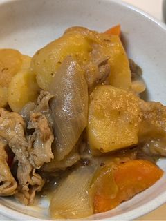 麺つゆでバター風味が食欲そそる肉ジャガ-レシピのメイン写真