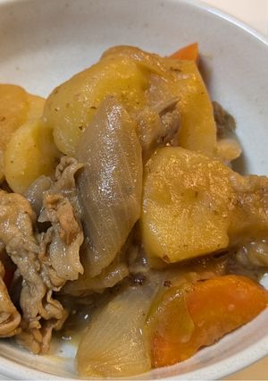 麺つゆでバター風味が食欲そそる肉ジャガ-レシピのメイン写真