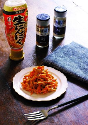 人参とハムのガーリックパプリカマヨ和え-レシピのメイン写真