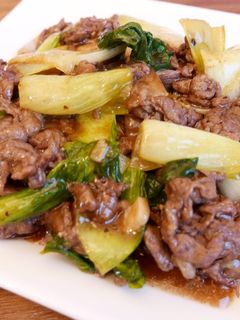 牛肉とチンゲン菜のオイスターソース炒め-レシピのメイン写真