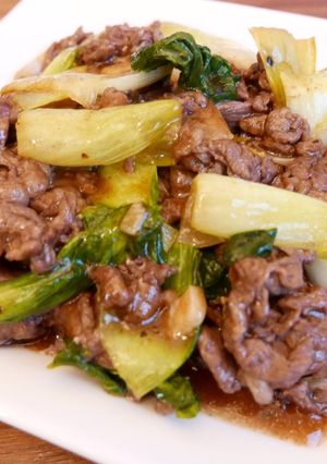 牛肉とチンゲン菜のオイスターソース炒め-レシピのメイン写真