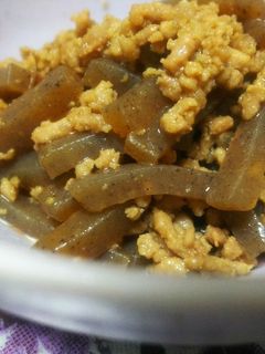 こんにゃくと豚ひき肉の炒め煮-レシピのメイン写真