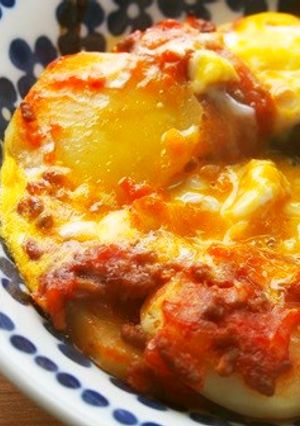ミートソースとじゃが芋のとろとろ卵焼き♪-レシピのメイン写真